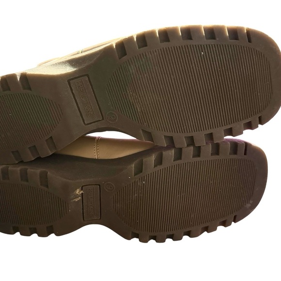 Women's Tan Fur Lined Winter Boots - Picture 6 of 6